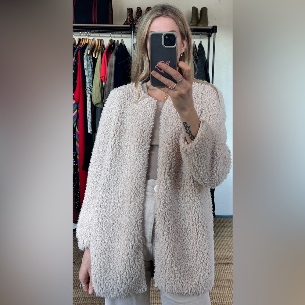 Wilfred Aritzia Cream Laboratoire Plush Teddy Sherpa Coat - Picture 4 of 14